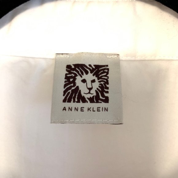 Anne Klein White Hidden Button Front Blouse - Picture 5 of 6